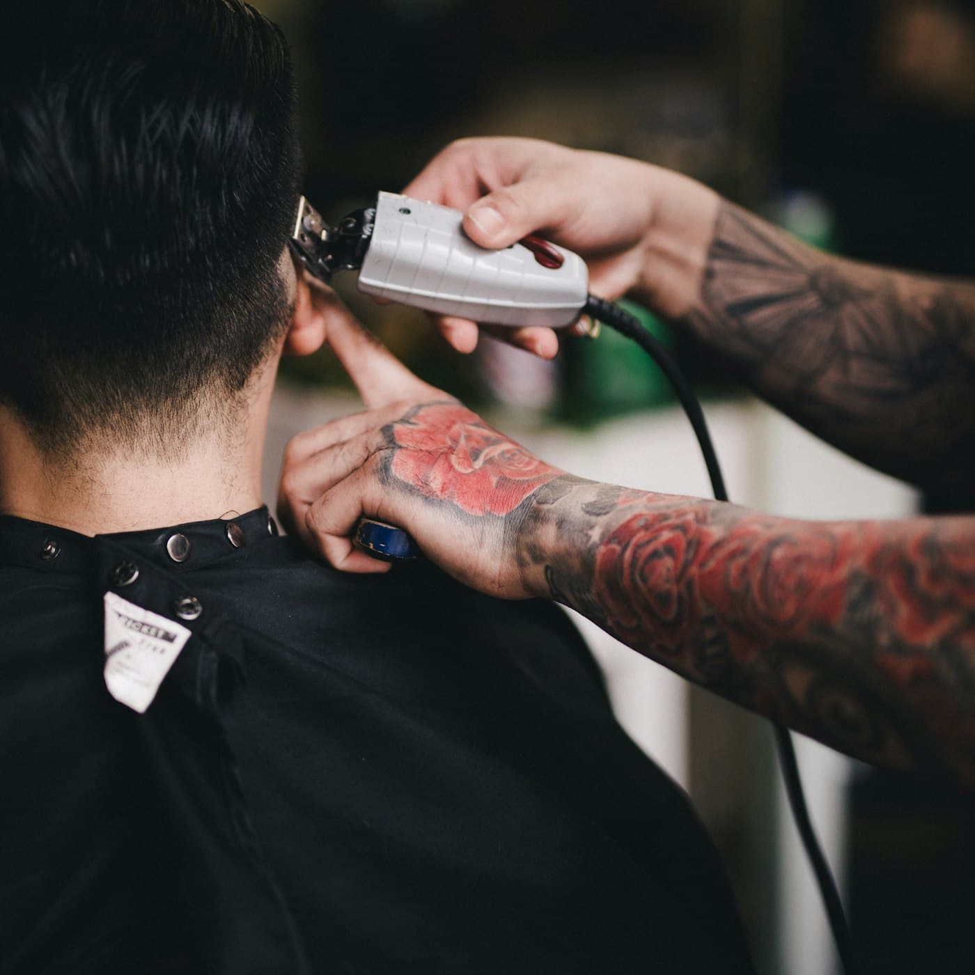 Antes: corte degradê com acabamento na navalha